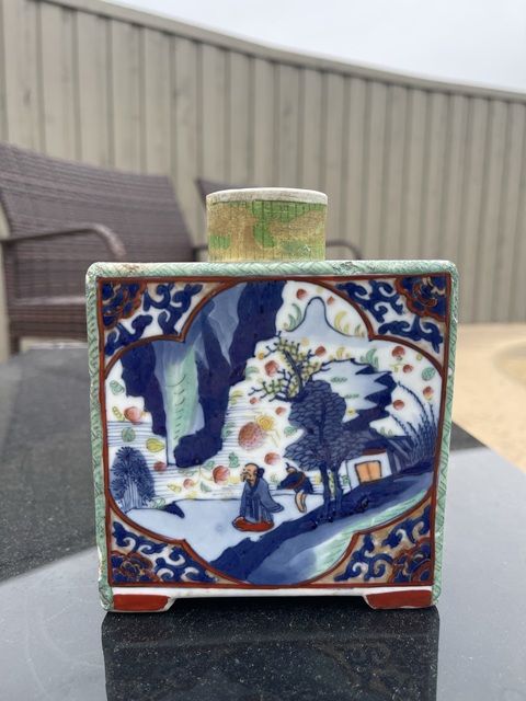 古玩陶瓷人物山水紋青花茶葉罐真品鑒賞圖