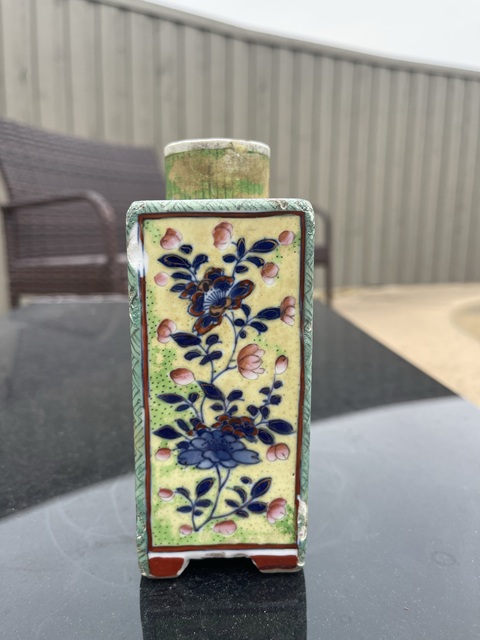 古玩陶瓷人物山水紋青花茶葉罐真品鑒賞圖