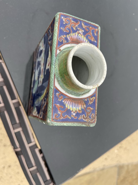 古玩陶瓷人物山水紋青花茶葉罐真品鑒賞圖