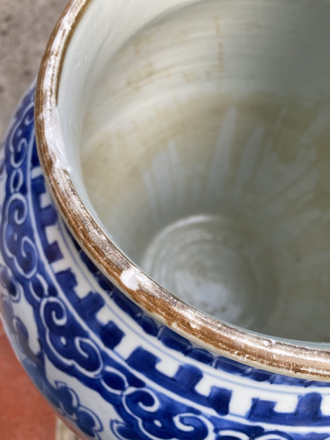 古玩陶瓷牡丹紋青花將軍罐真品鑒賞圖