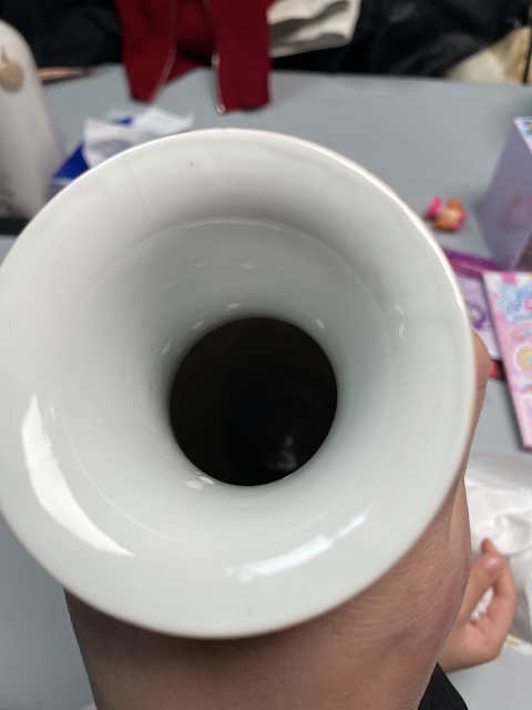 古玩陶瓷軋道粉彩花鳥紋撇口瓶真品鑒賞圖