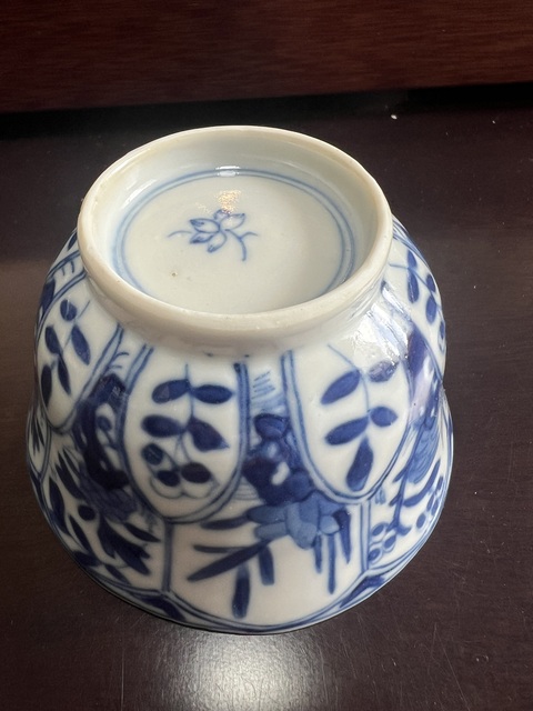 古玩陶瓷青花花卉紋杯真品鑒賞圖