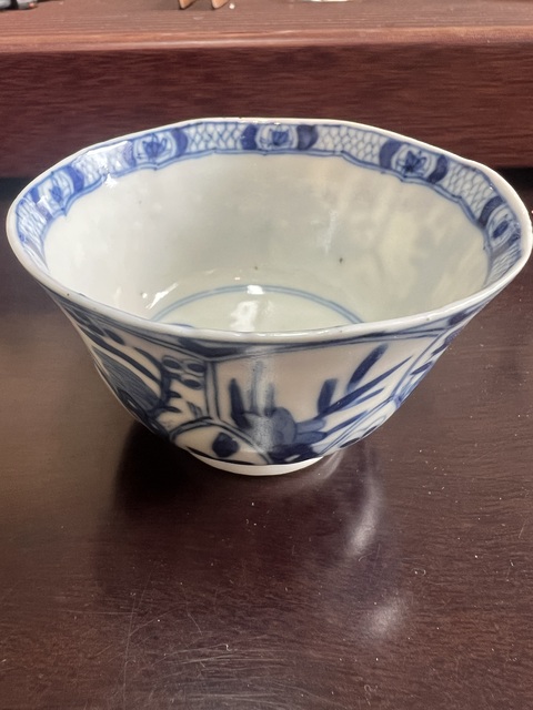 古玩陶瓷青花花卉紋杯真品鑒賞圖