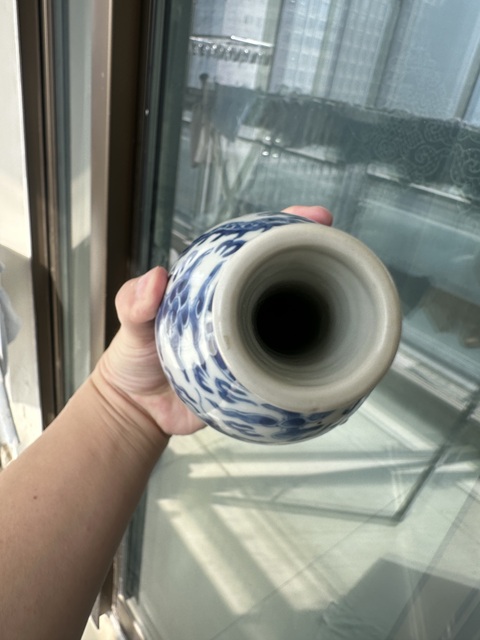 古玩陶瓷清雍正 青花云龍紋瓶（復窯）真品鑒賞圖