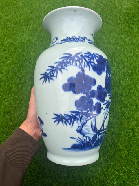 古玩陶瓷清中期 青花歲寒三友燈籠瓶真品鑒賞圖