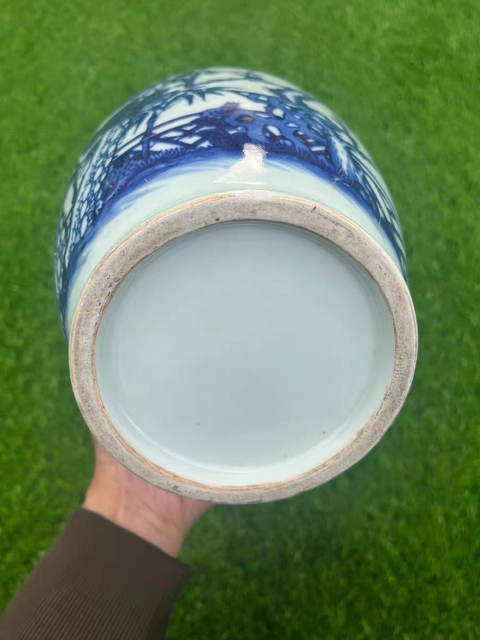 古玩陶瓷清中期 青花歲寒三友燈籠瓶真品鑒賞圖