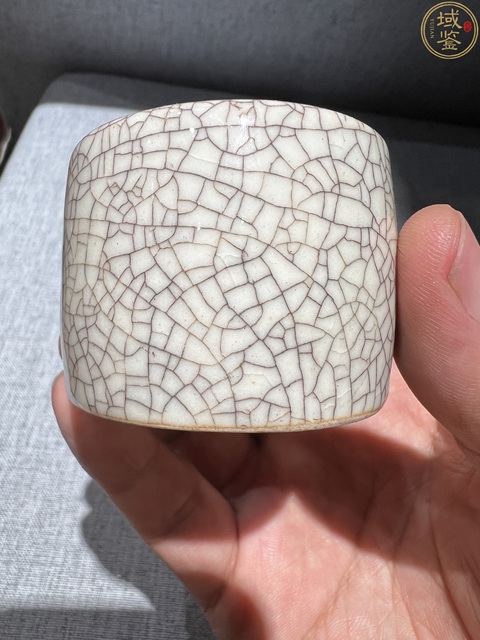 古玩陶瓷日本明治哥釉茶柱蓋置真品鑒賞圖