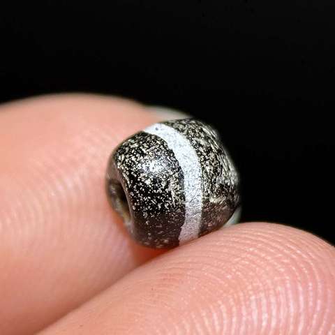 古玩玉器琉璃珠真品鑒賞圖