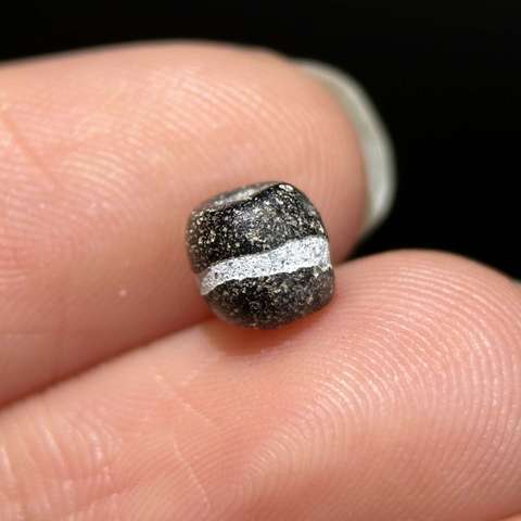 古玩玉器琉璃珠真品鑒賞圖