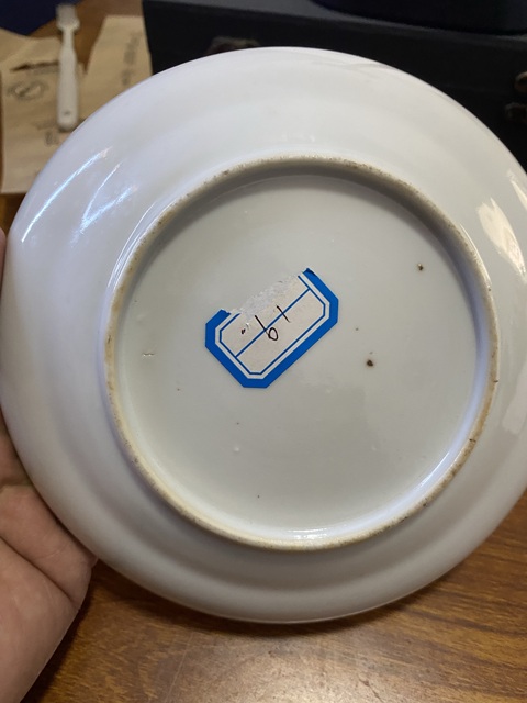 古玩陶瓷無雙譜人物盤真品鑒賞圖