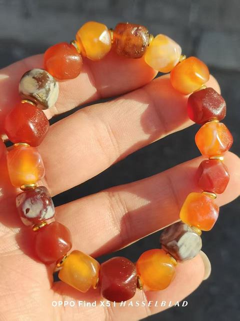 古玩玉器多棱瑪瑙珠串真品鑒賞圖