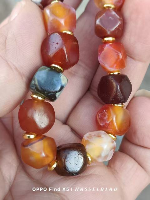 古玩玉器多棱瑪瑙珠串真品鑒賞圖