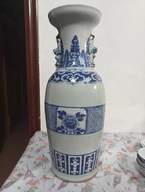 古玩陶瓷清中道光青花瓶真品鑒賞圖