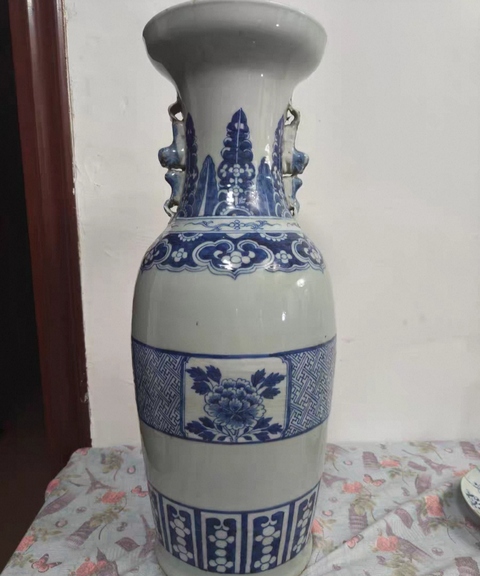 古玩陶瓷清中道光青花瓶真品鑒賞圖