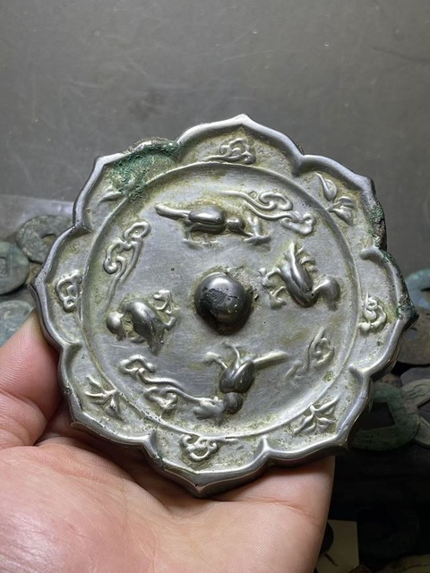 古玩銅器唐·白光花鳥鏡真品鑒賞圖