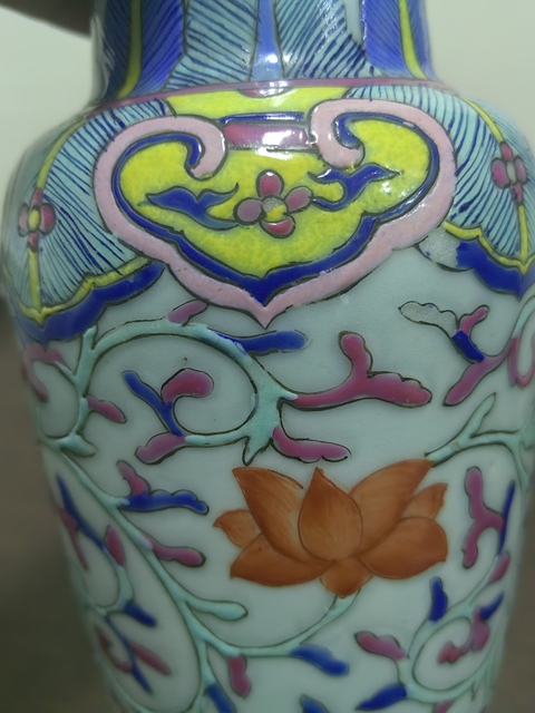 古玩陶瓷粉彩瓶真品鑒賞圖