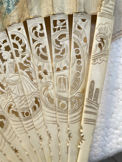 古玩雜項雕彩繪折扇真品鑒賞圖