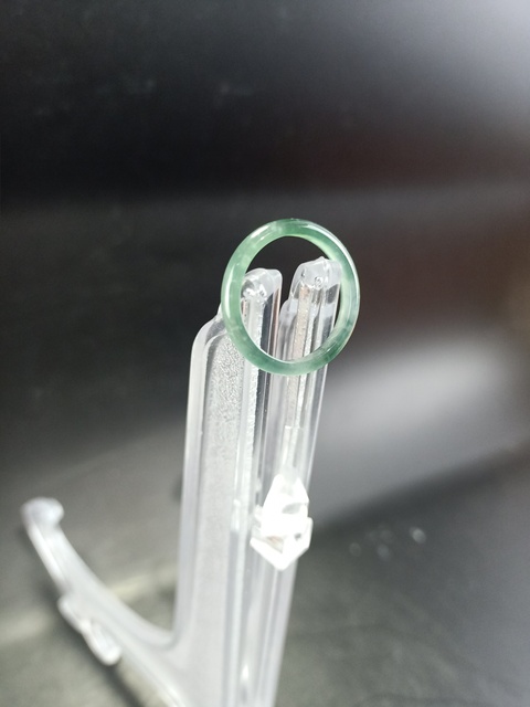 古玩玉器【精品】冰種飄綠花翡翠A貨戒指拍賣，當前價格0元