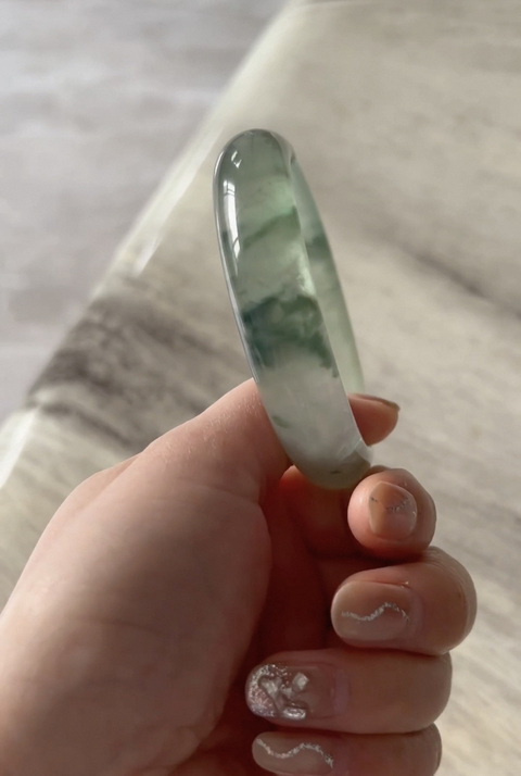 古玩玉器“注膠”非天然翡翠手鐲真品鑒賞圖