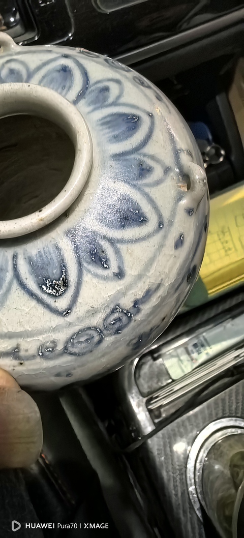 古玩陶瓷青花卷草仰蓮紋三耳小罐，混合料真品鑒賞圖