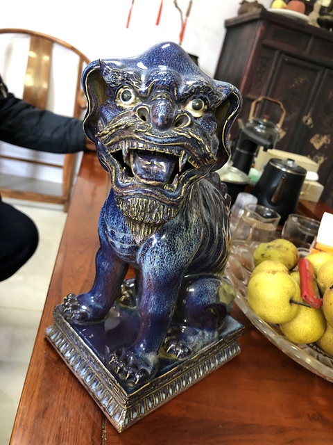 古玩陶瓷窯變釉瑞獸塑像真品鑒賞圖