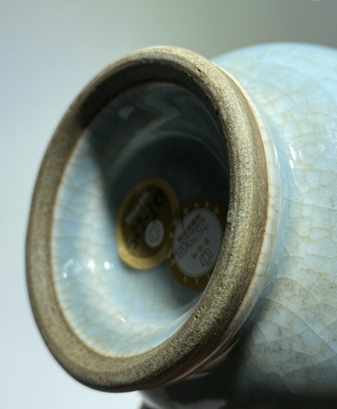 古玩陶瓷仿汝釉雙耳瓶真品鑒賞圖