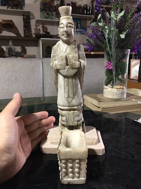 古玩雜項玉石雕人像真品鑒賞圖