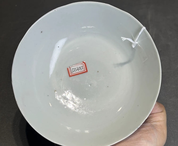 古玩陶瓷博古圖花口青花碗拍賣，當(dāng)前價(jià)格2800元