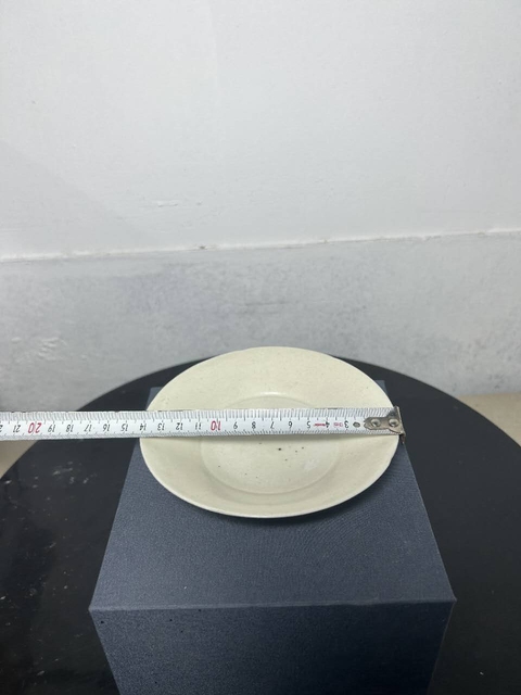 古玩陶瓷定窯白瓷葵口洗真品鑒賞圖