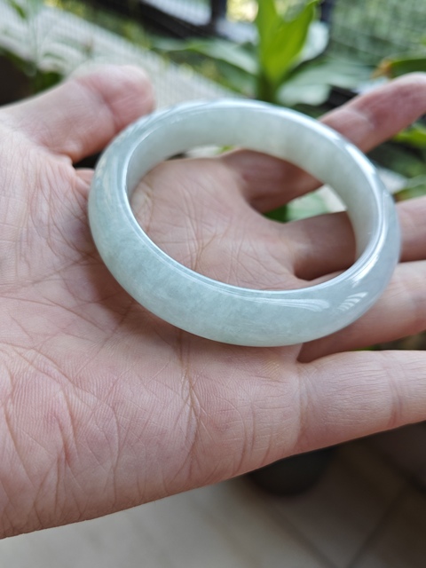 古玩玉器翡翠鐲子拍賣，當(dāng)前價(jià)格2280元