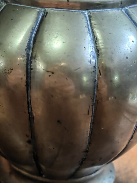 古玩銅器瓜棱瓶真品鑒賞圖