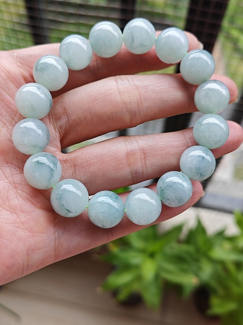 古玩玉器手鏈拍賣，當(dāng)前價格628元