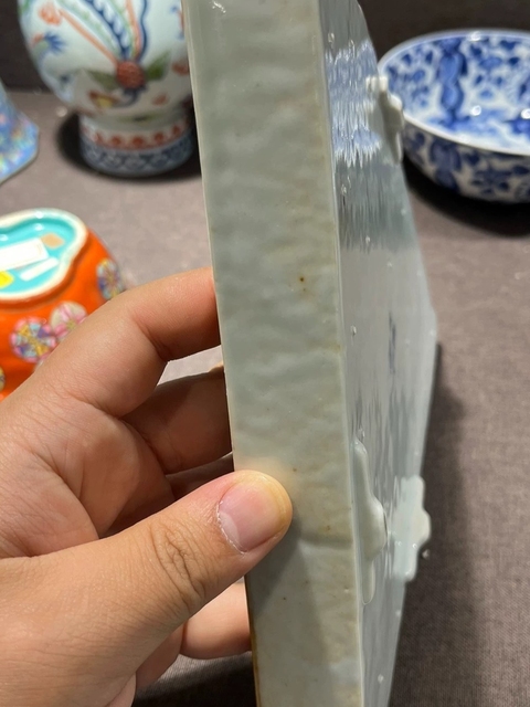 古玩陶瓷樓臺亭閣山水紋青花扇型盤真品鑒賞圖