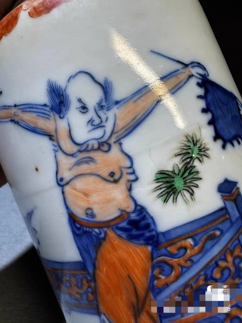 古玩陶瓷青花加彩人物紋瓶真品鑒賞圖