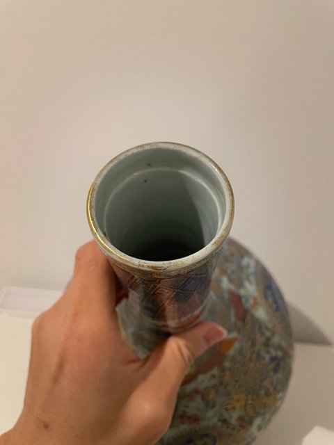 古玩陶瓷清中晚 青花加彩描金賞瓶真品鑒賞圖