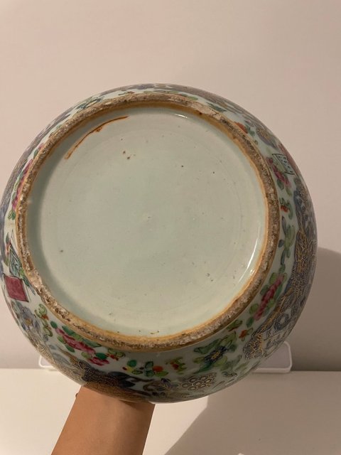 古玩陶瓷清中晚 青花加彩描金賞瓶真品鑒賞圖