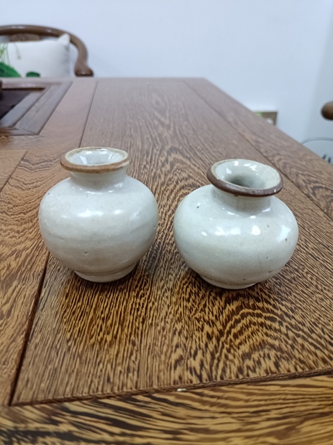 古玩陶瓷醬口圈足水盂拍賣，當前價格1999元