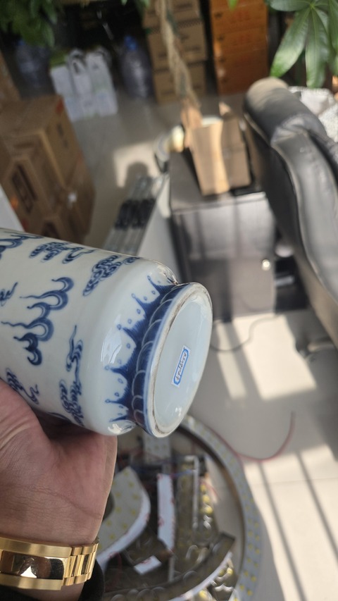 古玩陶瓷青花龍紋捧槌瓶真品鑒賞圖