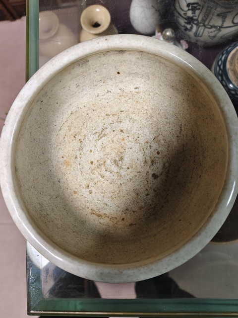 古玩陶瓷山水紋青花研缽真品鑒賞圖