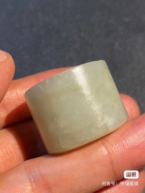 古玩玉器和田玉雕“素紋扳指”真品鑒賞圖