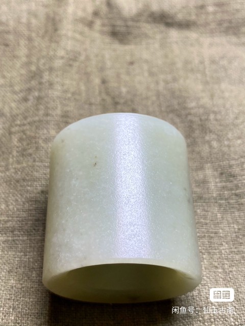 古玩玉器和田玉雕“素紋扳指”真品鑒賞圖