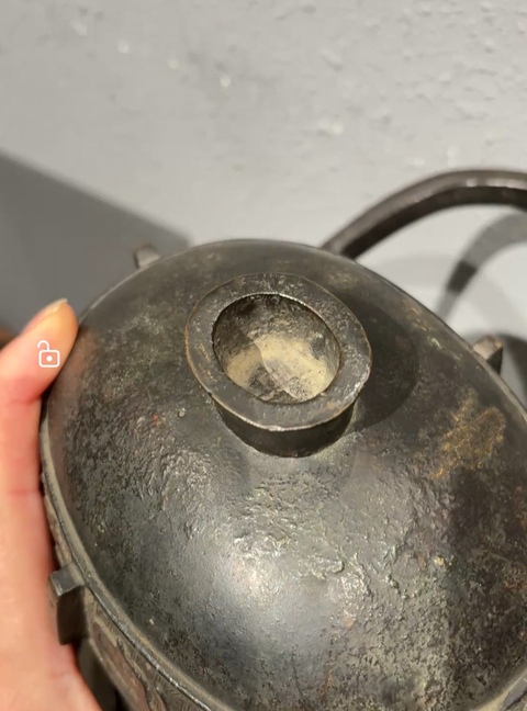 古玩銅器卣真品鑒賞圖