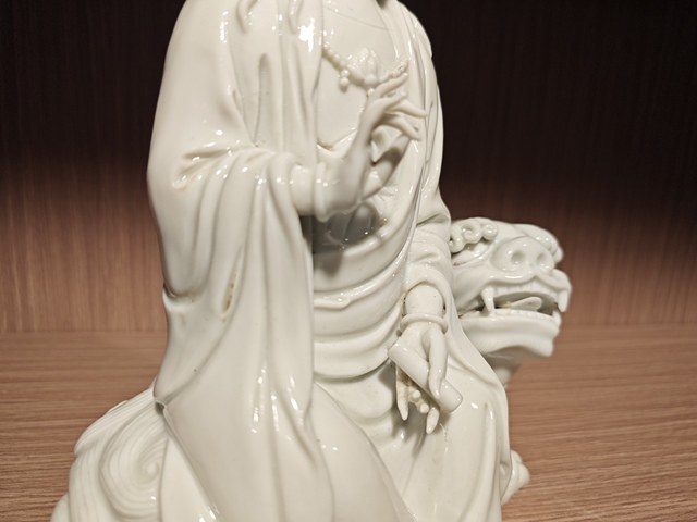 古玩陶瓷德化窯文殊菩薩真品鑒賞圖