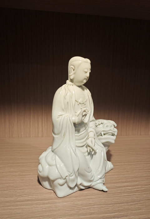 古玩陶瓷德化窯文殊菩薩真品鑒賞圖