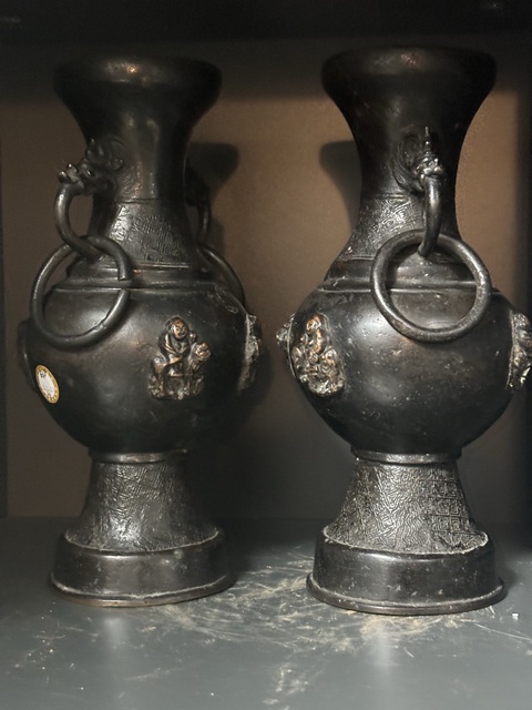 古玩銅器明·獸耳瓶一對真品鑒賞圖