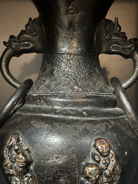 古玩銅器明·獸耳瓶一對真品鑒賞圖