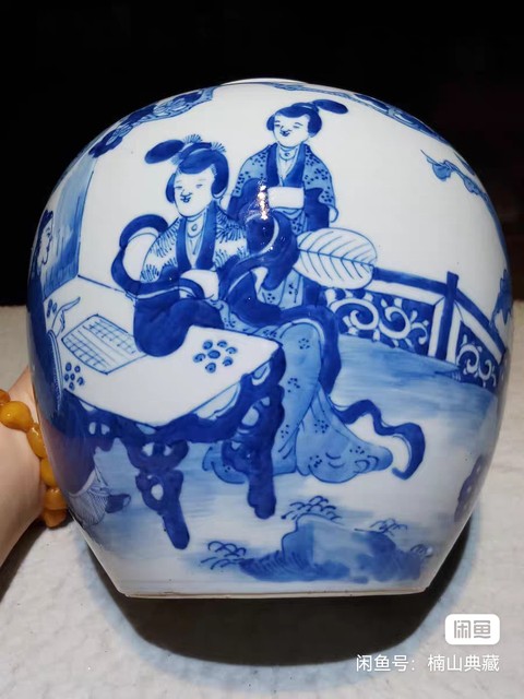 古玩陶瓷對(duì)弈圖青花罐真品鑒賞圖