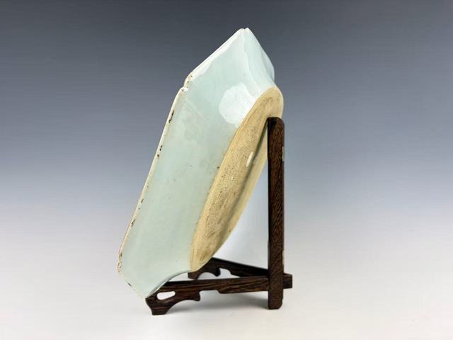 古玩陶瓷清乾隆·青花松鹿牛圖大盤真品鑒賞圖