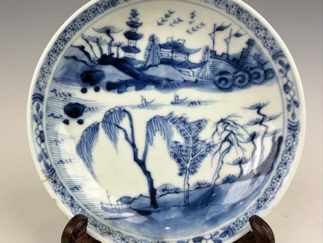 古玩陶瓷清康熙·青花山水樓閣紋盤真品鑒賞圖