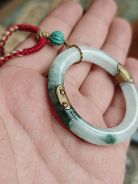 古玩玉器翡翠環真品鑒賞圖